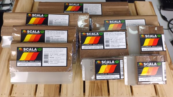 สกาลา ยางปาดสีสกรีน Scala Silkscreen squeegee